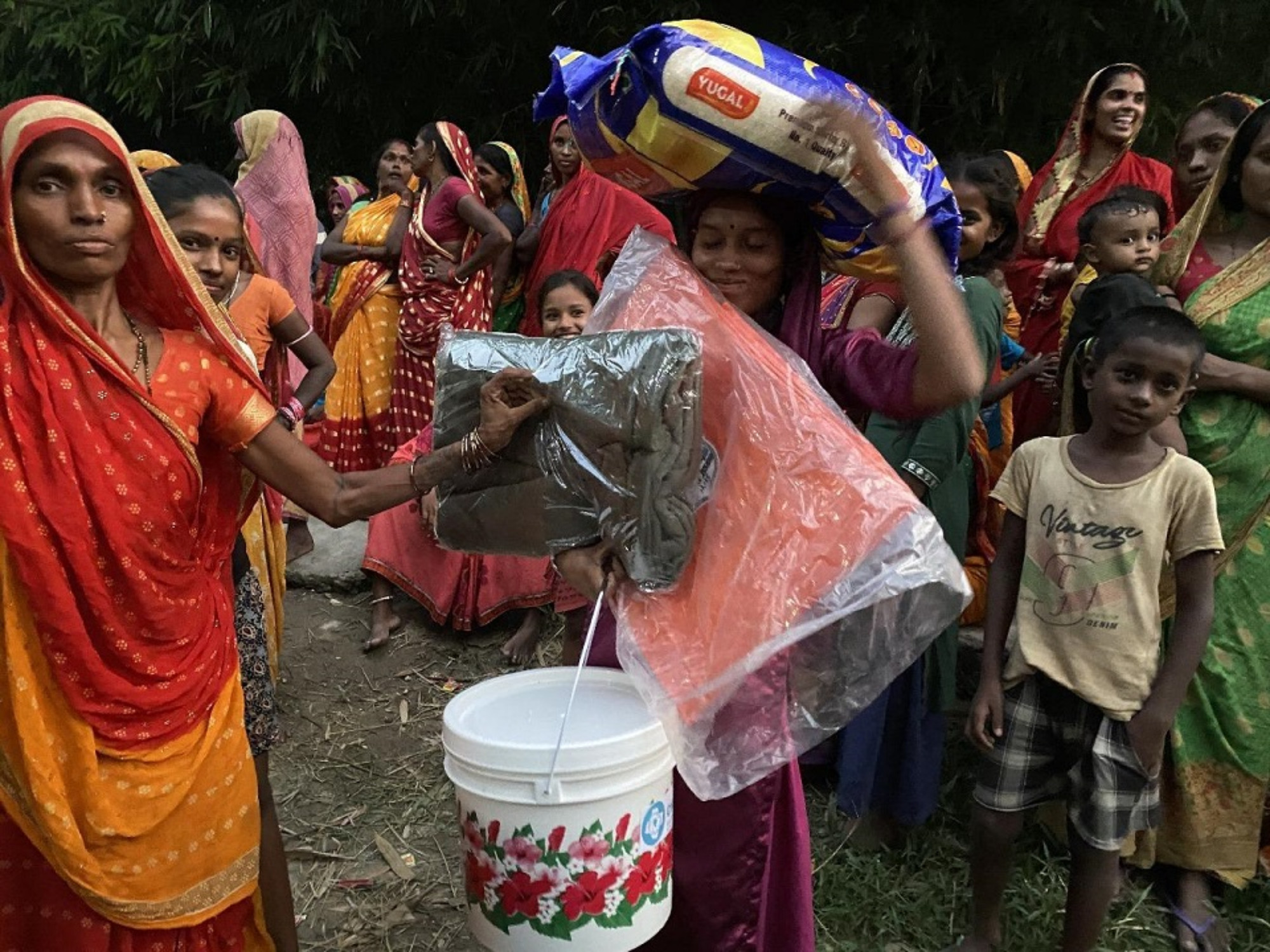 1777230445Flood-relief-support-24_17.jpeg
